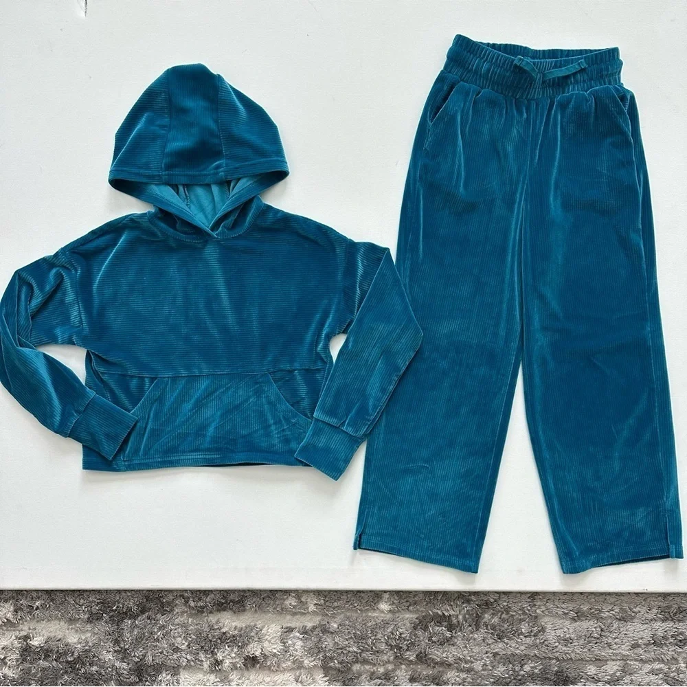 90 Degree By Reflex Turquoise Velour Set Size XS